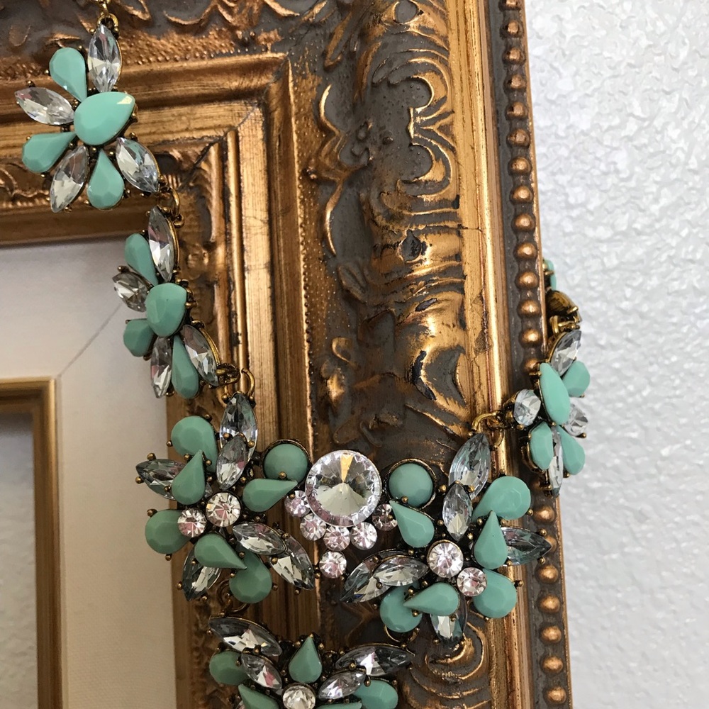 Necklace 🌼🐠 - Picture 3 of 3